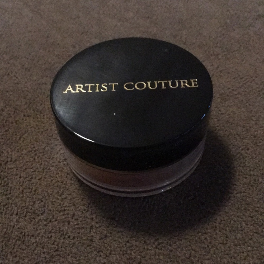 Artist Couture Diamond Glow Powder in Summer Haze